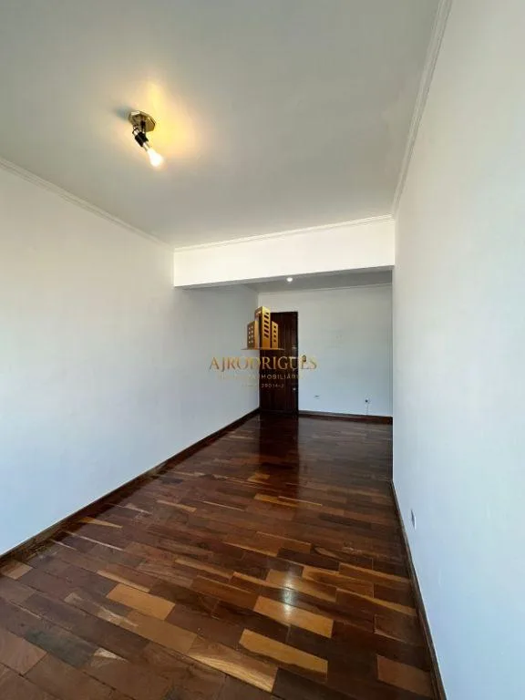 Apartamento para Venda em São Roque, Jardim das Flores, 3 dormitórios, 1 suíte, 1 banheiro, 1 vaga