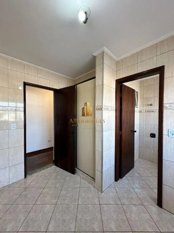 Apartamento para Venda em São Roque, Jardim das Flores, 3 dormitórios, 1 suíte, 1 banheiro, 1 vaga