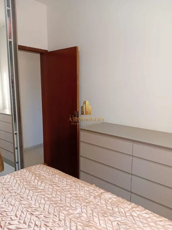 Casa para Venda em São Roque, Loteamento Jardim do Sol (Mailasqui), 3 dormitórios, 1 suíte, 2 banheiros, 3 vagas