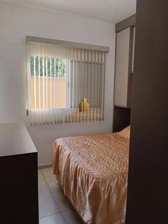 Casa para Venda em São Roque, Loteamento Jardim do Sol (Mailasqui), 3 dormitórios, 1 suíte, 2 banheiros, 3 vagas