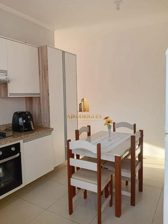 Casa para Venda em São Roque, Loteamento Jardim do Sol (Mailasqui), 3 dormitórios, 1 suíte, 2 banheiros, 3 vagas