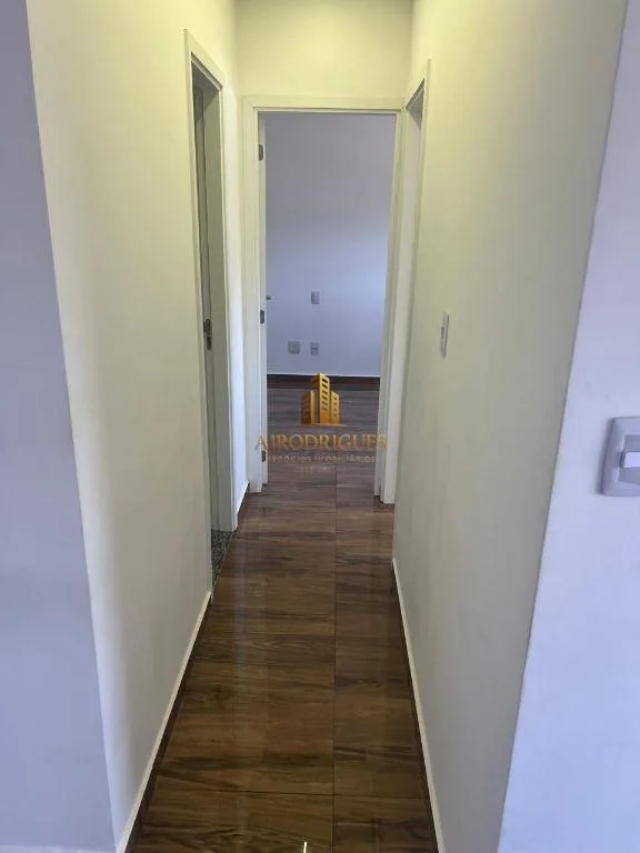 Apartamento para Locação em São Roque, Jardim Maria Trindade, 2 dormitórios, 1 banheiro, 1 vaga