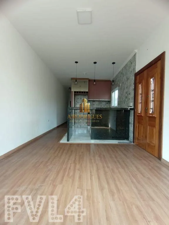 Casa para Venda em São Roque, Loteamento Jardim do Sol (Mailasqui), 2 dormitórios, 1 suíte, 2 banheiros, 2 vagas