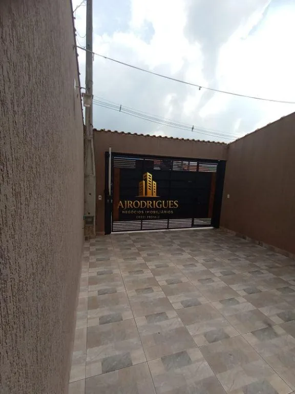 Casa para Venda em São Roque, Loteamento Jardim do Sol (Mailasqui), 2 dormitórios, 1 suíte, 2 banheiros, 2 vagas