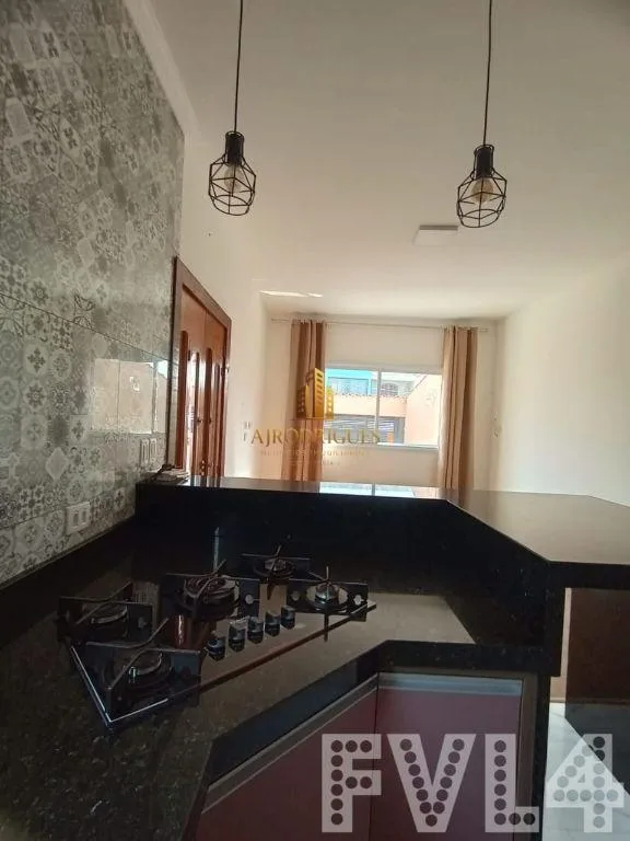 Casa para Venda em São Roque, Loteamento Jardim do Sol (Mailasqui), 2 dormitórios, 1 suíte, 2 banheiros, 2 vagas