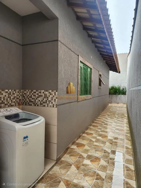 Casa para Venda em São Roque, Jardim Vinhas Do Sol (Mailasqui), 2 dormitórios, 1 suíte, 2 banheiros, 2 vagas
