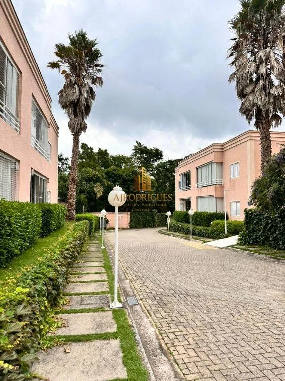 Apartamento para Venda em São Roque, Vila Santa Rosália, 3 dormitórios, 1 suíte, 2 banheiros, 2 vagas