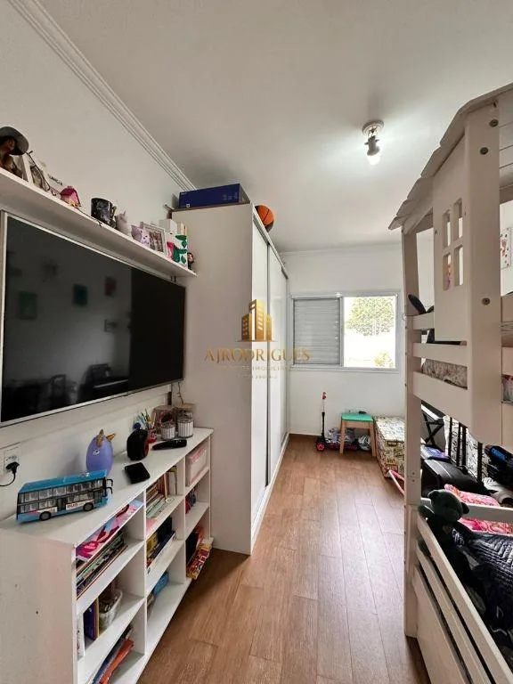 Apartamento para Venda em São Roque, Vila Santa Rosália, 3 dormitórios, 1 suíte, 2 banheiros, 2 vagas