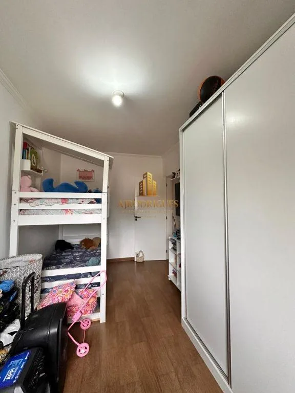 Apartamento para Venda em São Roque, Vila Santa Rosália, 3 dormitórios, 1 suíte, 2 banheiros, 2 vagas