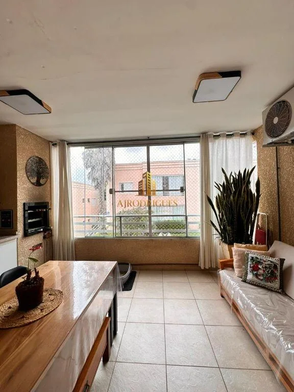 Apartamento para Venda em São Roque, Vila Santa Rosália, 3 dormitórios, 1 suíte, 2 banheiros, 2 vagas