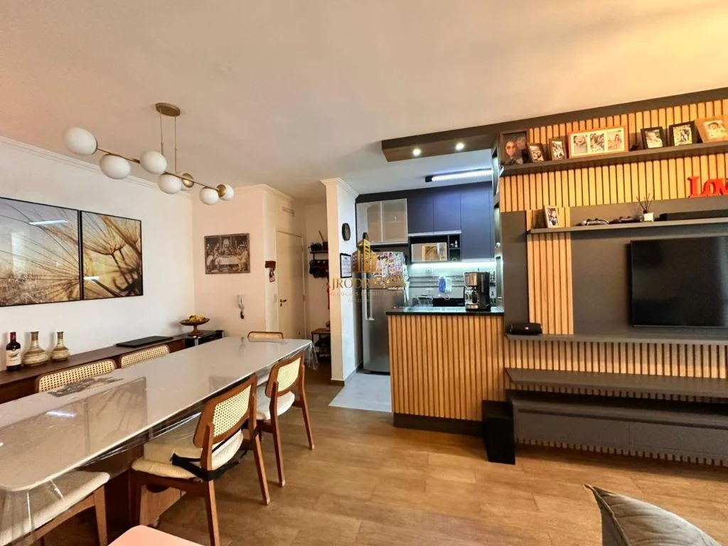 Apartamento para Venda em São Roque, Vila Santa Rosália, 3 dormitórios, 1 suíte, 2 banheiros, 2 vagas