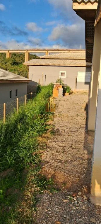 Casa para Venda em Mairinque, Cristal, 2 dormitórios, 1 suíte, 2 banheiros, 2 vagas