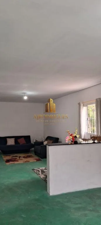 Casa para Venda em Mairinque, Cristal, 2 dormitórios, 1 suíte, 2 banheiros, 2 vagas