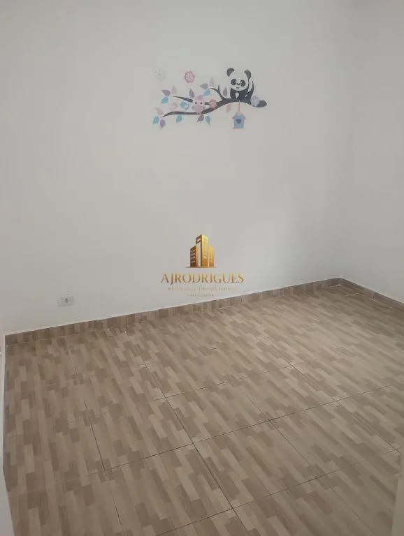 Casa para Venda em Mairinque, Reneville, 2 dormitórios, 1 banheiro