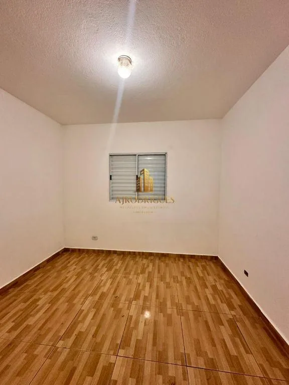 Casa para Venda em Mairinque, Reneville, 2 dormitórios, 1 banheiro