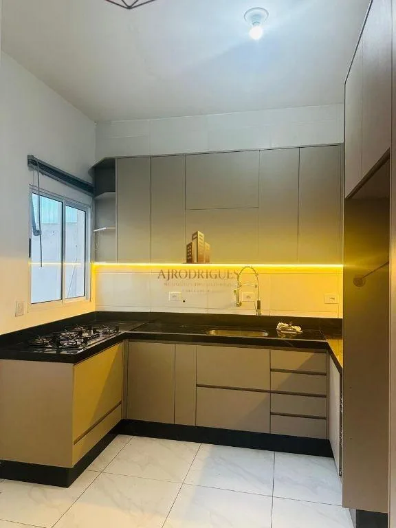 Casa para Venda em Mairinque, Renevile, 3 dormitórios, 1 banheiro, 2 vagas