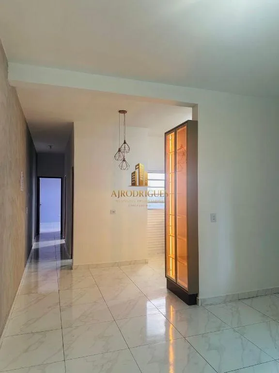 Casa para Venda em Mairinque, Renevile, 3 dormitórios, 1 banheiro, 2 vagas