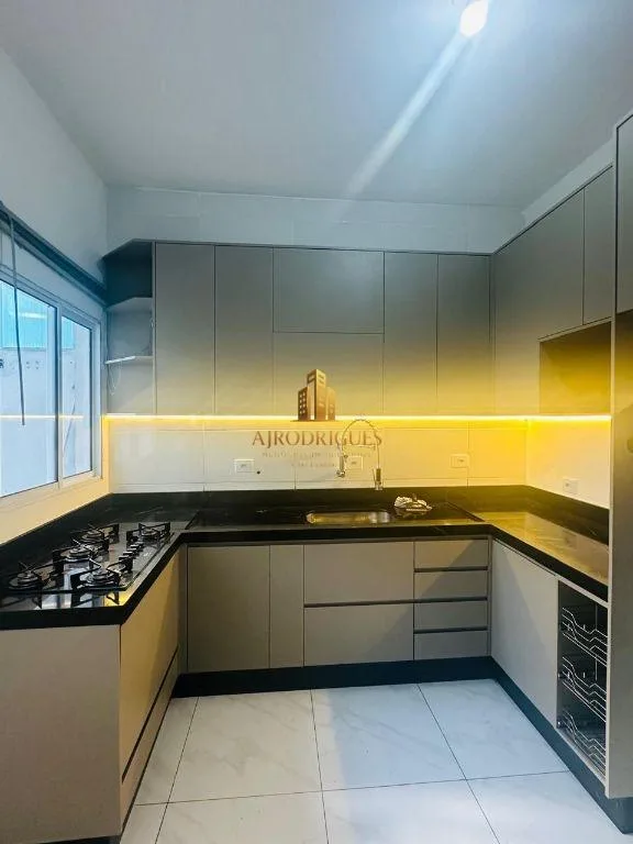 Casa para Venda em Mairinque, Renevile, 3 dormitórios, 1 banheiro, 2 vagas