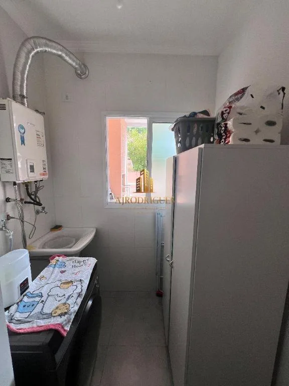 Apartamento para Venda em São Roque, Vila Santa Rosália, 2 dormitórios, 1 suíte, 2 banheiros, 2 vagas