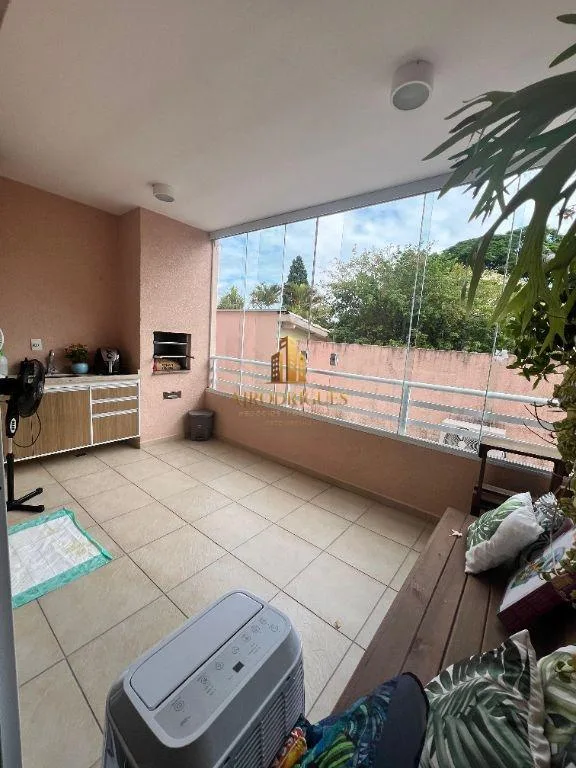 Apartamento para Venda em São Roque, Vila Santa Rosália, 2 dormitórios, 1 suíte, 2 banheiros, 2 vagas