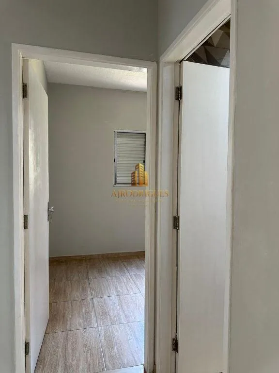 Apartamento para Venda em Mairinque, Recanto dos Eucalipto, 2 dormitórios, 1 banheiro, 1 vaga
