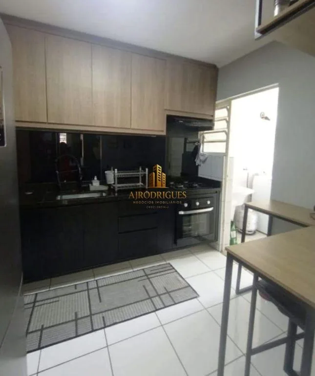 Apartamento para Venda em São Roque, Vila Santa Isabel, 3 dormitórios, 1 suíte, 2 banheiros, 2 vagas