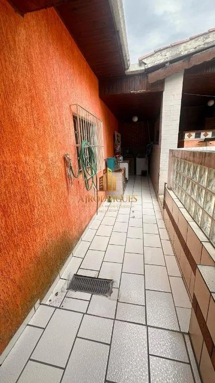 Casa para Venda em Mairinque, Jardim Cruzeiro, 3 dormitórios, 1 suíte, 1 banheiro, 1 vaga