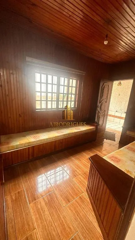 Casa para Venda em Mairinque, Jardim Cruzeiro, 3 dormitórios, 1 suíte, 1 banheiro, 1 vaga