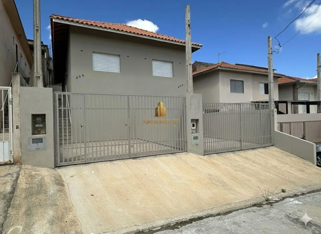 Casa para Venda em Mairinque, Reneville, 2 dormitórios, 1 suíte, 2 banheiros, 2 vagas