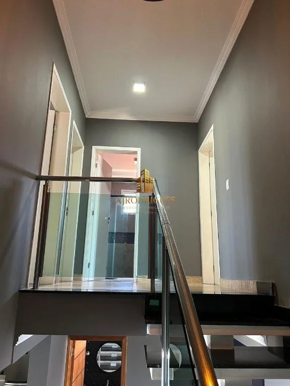 Casa para Venda em São Roque, Vila Vilma (Mailasqui), 3 dormitórios, 1 suíte, 3 banheiros, 3 vagas