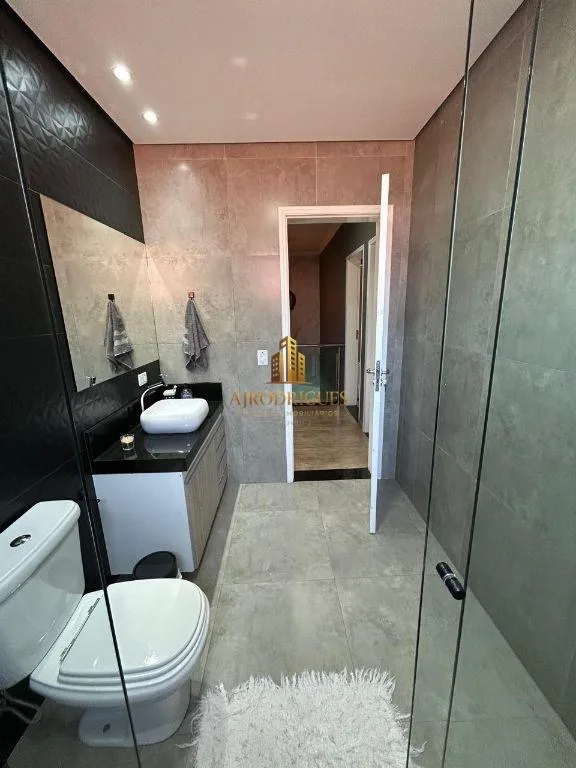 Casa para Venda em São Roque, Vila Vilma (Mailasqui), 3 dormitórios, 1 suíte, 3 banheiros, 3 vagas