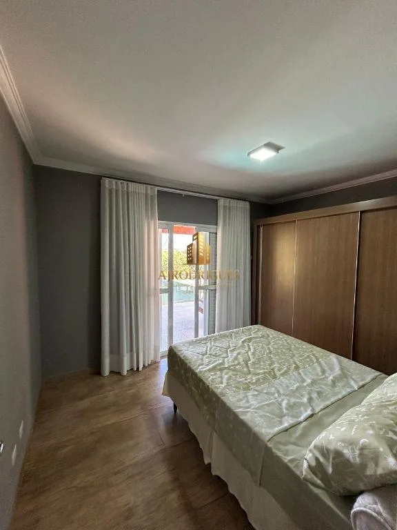 Casa para Venda em São Roque, Vila Vilma (Mailasqui), 3 dormitórios, 1 suíte, 3 banheiros, 3 vagas