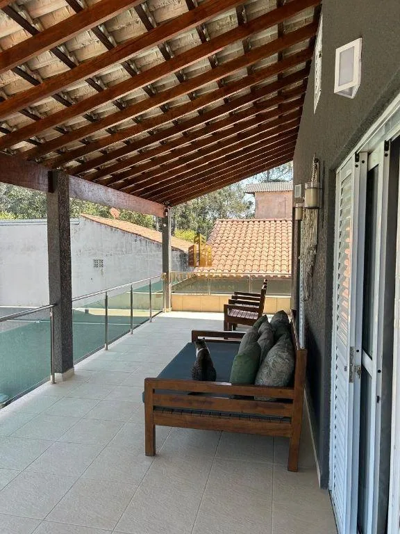 Casa para Venda em São Roque, Vila Vilma (Mailasqui), 3 dormitórios, 1 suíte, 3 banheiros, 3 vagas