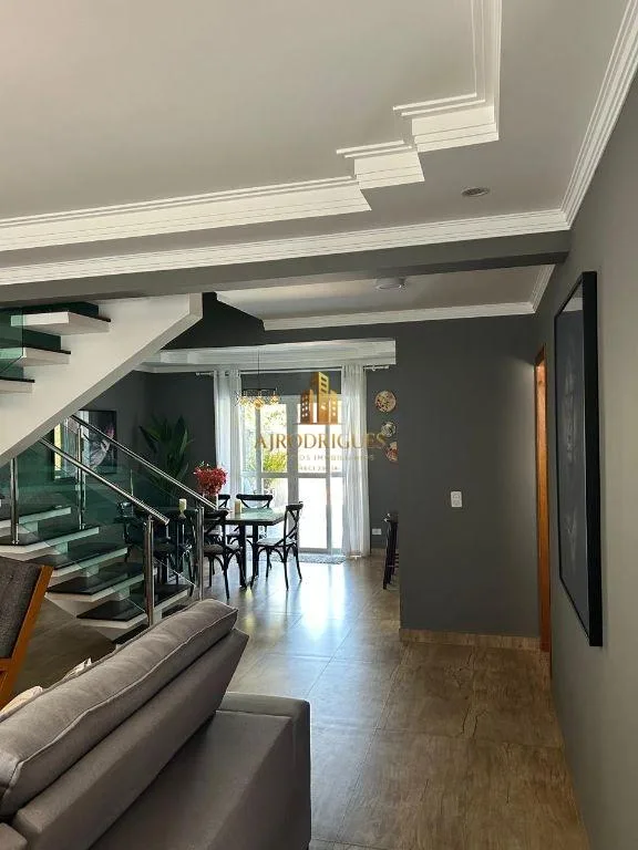 Casa para Venda em São Roque, Vila Vilma (Mailasqui), 3 dormitórios, 1 suíte, 3 banheiros, 3 vagas