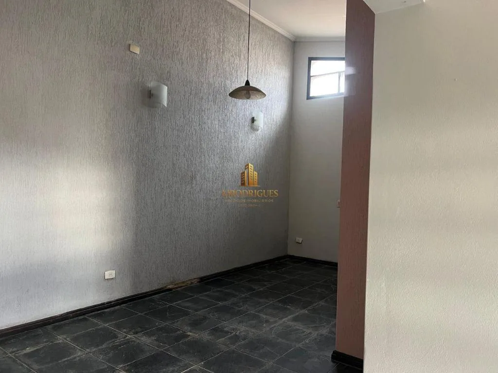 Sobrado para Venda em São Roque, Jardim Villaça, 3 dormitórios, 3 suítes, 3 banheiros, 3 vagas