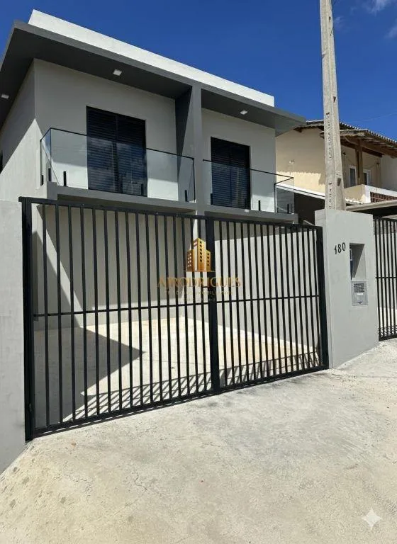 Casa para Venda em Mairinque, Reneville, 2 dormitórios, 1 suíte, 2 banheiros, 2 vagas