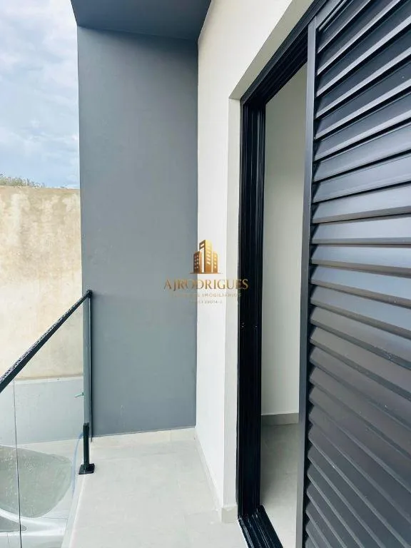 Casa para Venda em Mairinque, Reneville, 2 dormitórios, 1 suíte, 2 banheiros, 2 vagas