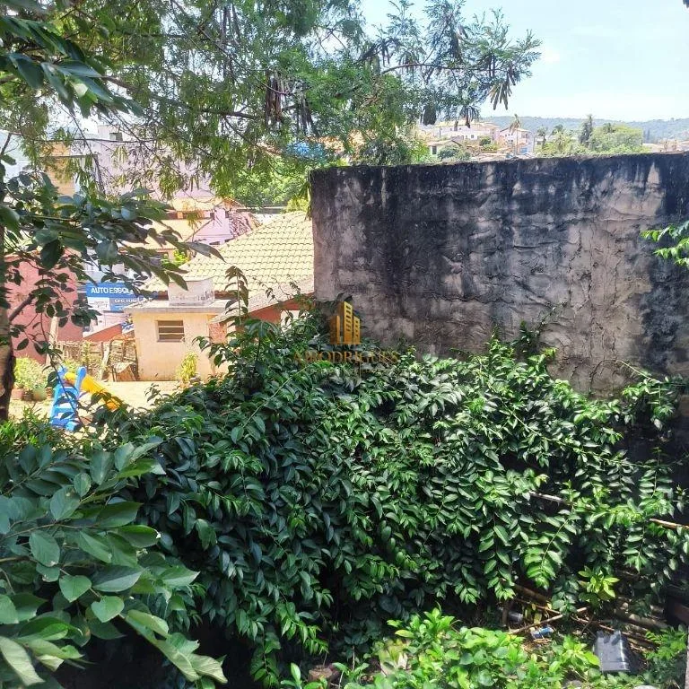 Casa para Venda em São Roque, Vila Irene, 2 dormitórios, 1 banheiro, 2 vagas