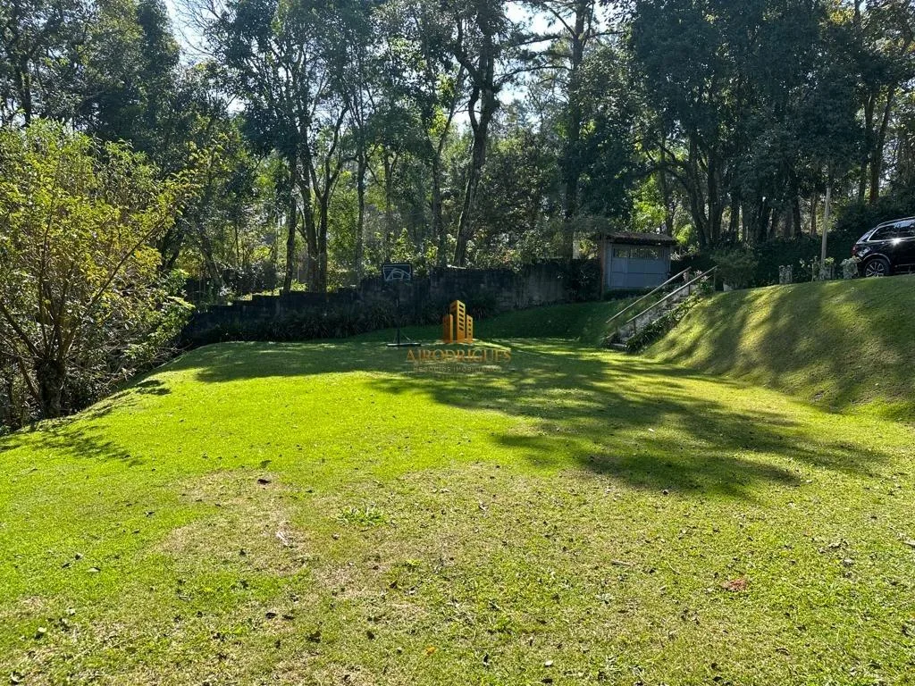 Casa para Venda em São Roque, Alto Da Serra (Mailasqui), 3 dormitórios, 1 suíte, 4 banheiros