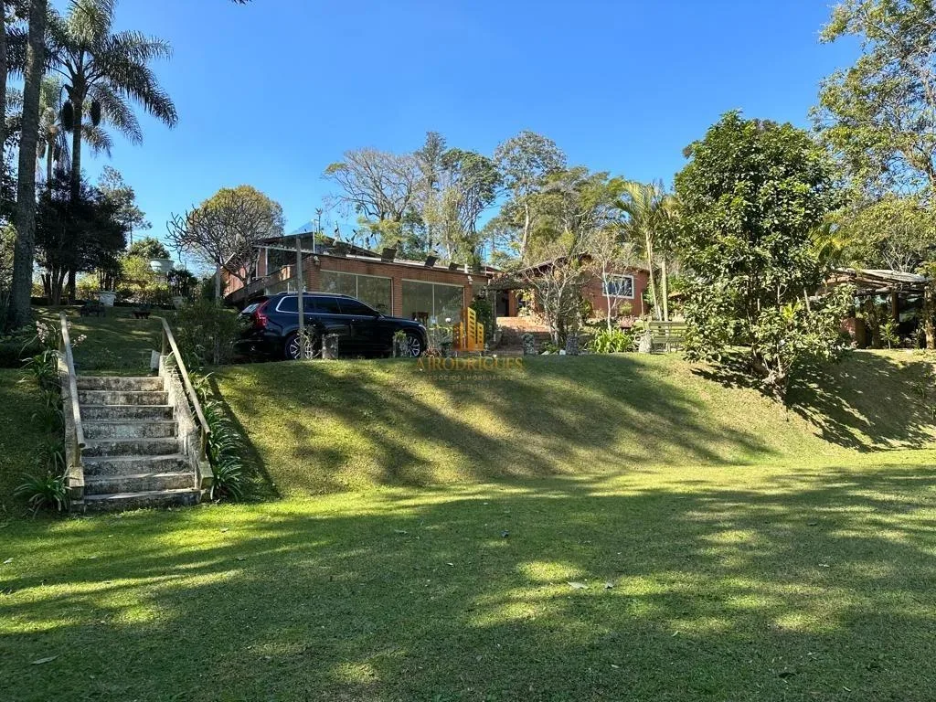 Casa para Venda em São Roque, Alto Da Serra (Mailasqui), 3 dormitórios, 1 suíte, 4 banheiros