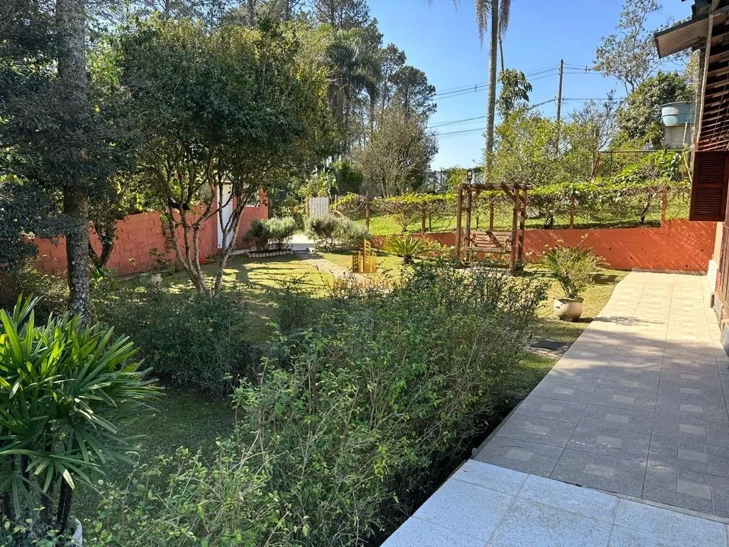 Casa para Venda em São Roque, Alto Da Serra (Mailasqui), 3 dormitórios, 1 suíte, 4 banheiros