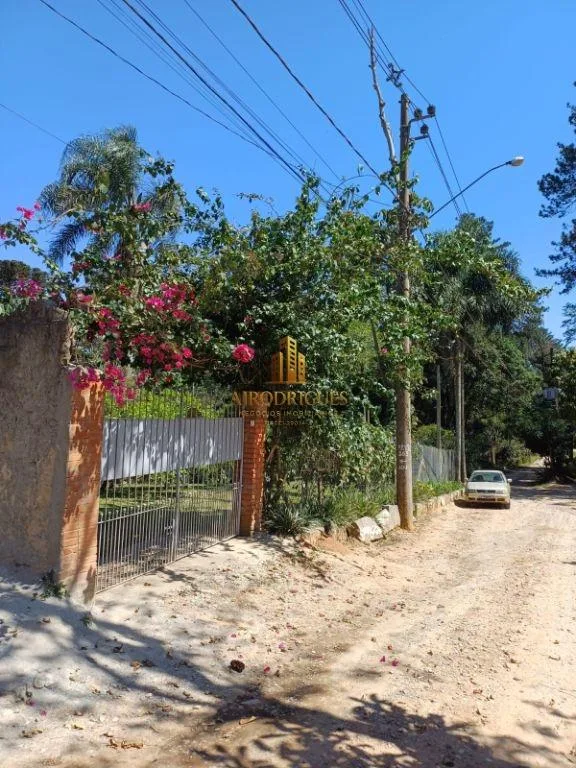 Casa para Venda em São Roque, Alto Da Serra (Mailasqui), 3 dormitórios, 1 suíte, 4 banheiros