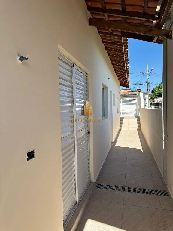 Casa para Venda em Mairinque, São José, 2 dormitórios, 1 suíte, 2 banheiros, 2 vagas