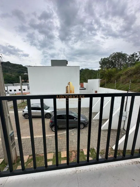 Condomínio Fechado para Venda em São Roque, Taboão, 3 dormitórios, 1 suíte, 2 banheiros, 2 vagas