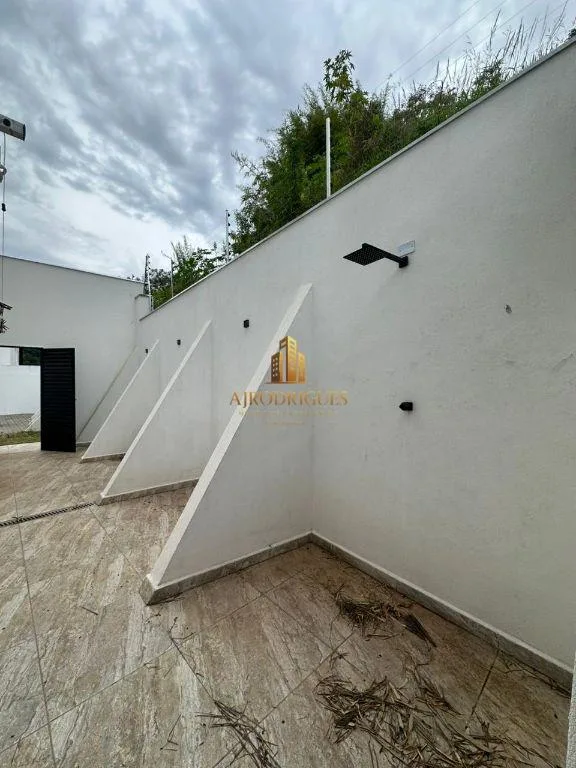 Condomínio Fechado para Venda em São Roque, Taboão, 3 dormitórios, 1 suíte, 2 banheiros, 2 vagas