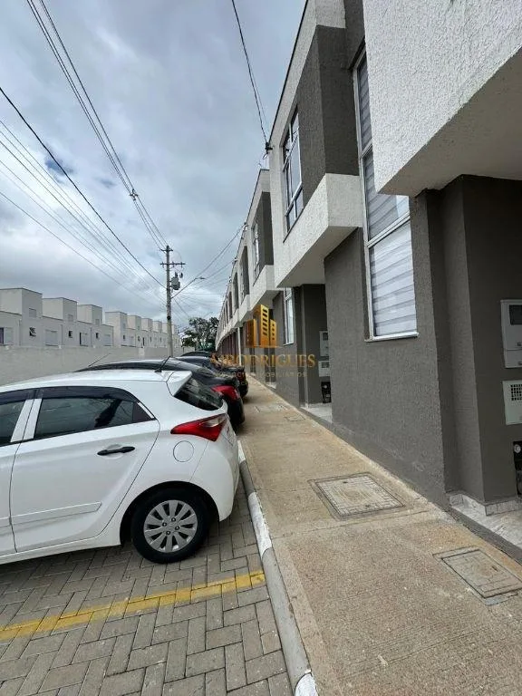 Condomínio Fechado para Venda em Mairinque, Granada, 2 dormitórios, 1 banheiro, 1 vaga