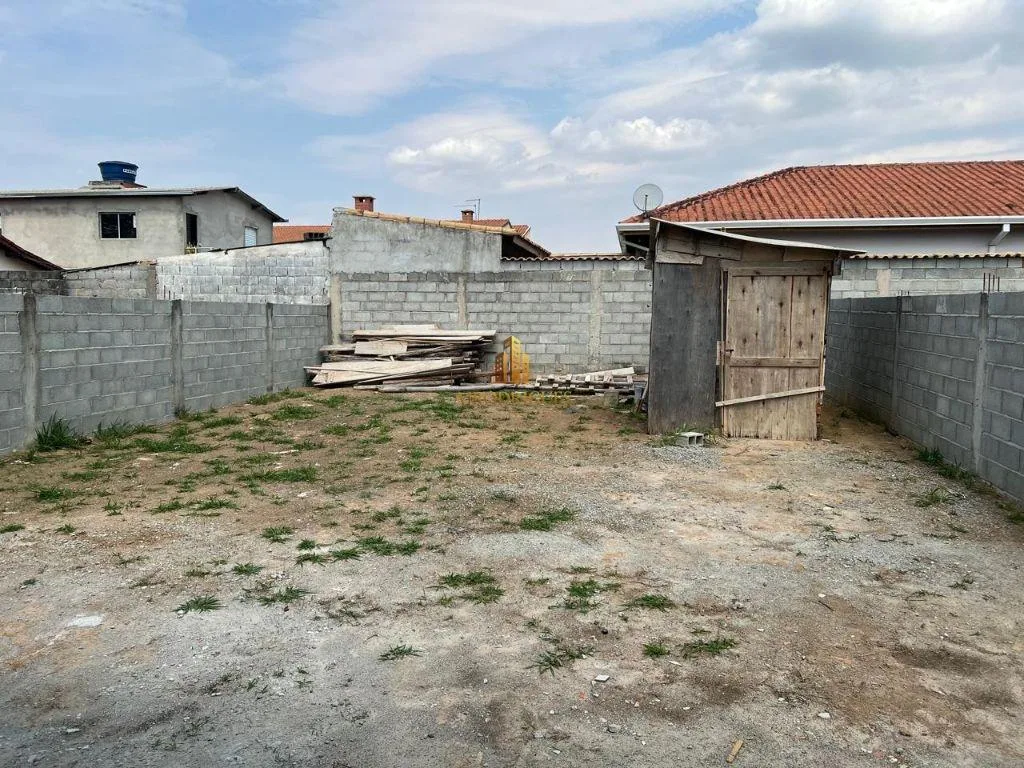 Casa para Venda em São Roque, Vila Vilma (Mailasqui), 2 dormitórios, 1 suíte, 2 banheiros, 2 vagas