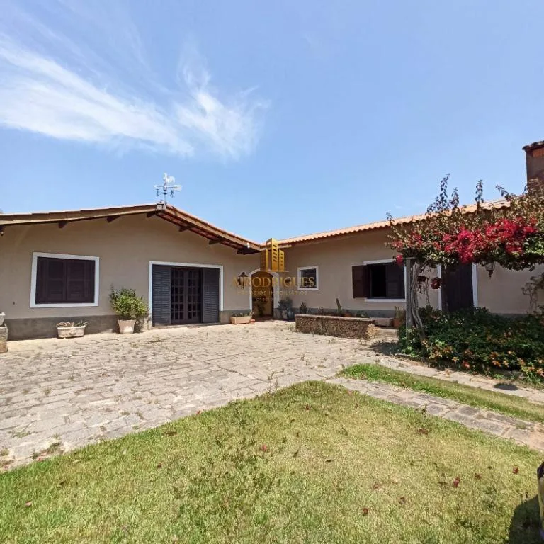Casa para Venda em São Roque, Jardim das Flores, 3 dormitórios, 1 suíte, 3 banheiros