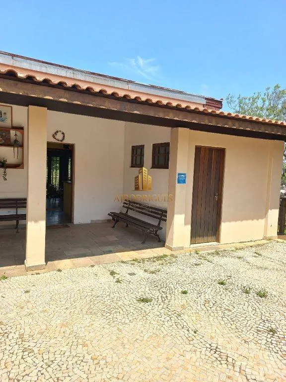 Casa para Venda em São Roque, Jardim das Flores, 3 dormitórios, 1 suíte, 3 banheiros