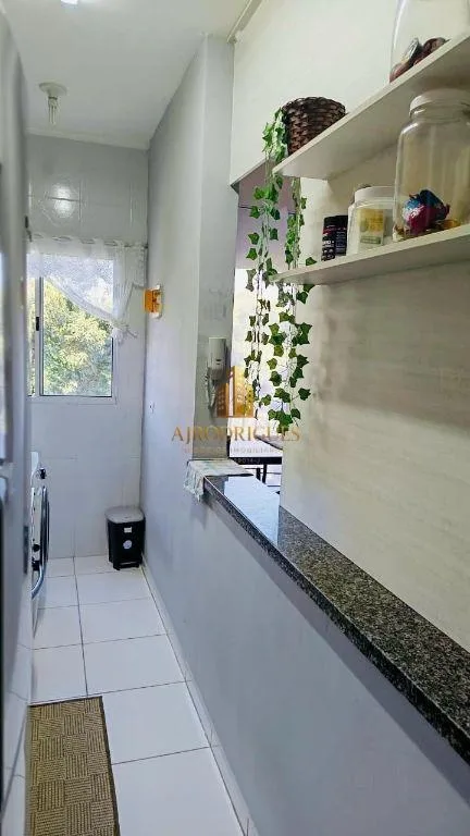 Apartamento para Venda em Mairinque, Granada, 2 dormitórios, 1 banheiro, 1 vaga